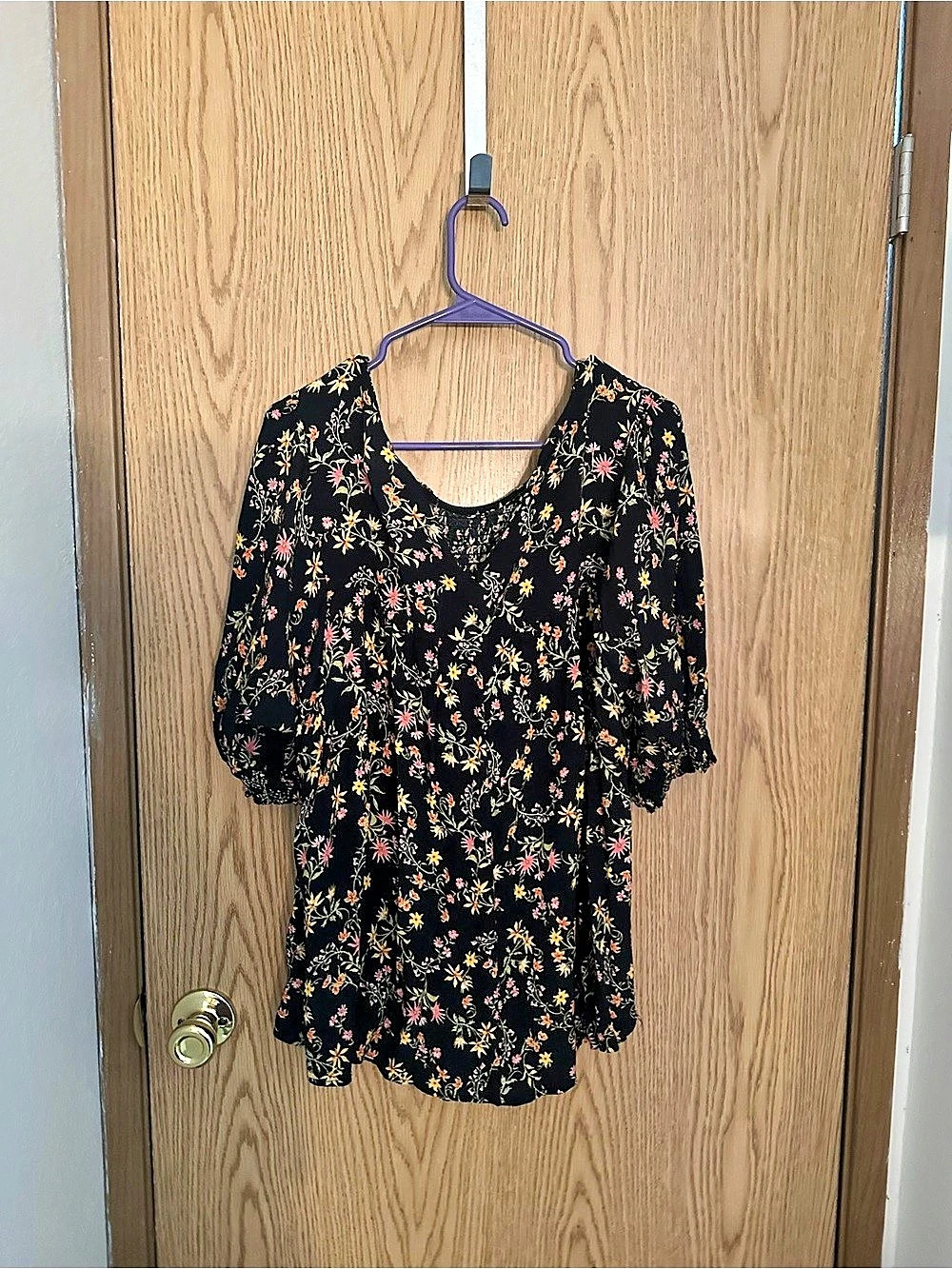 Terra & Sky Floral Puff Sleeve Blouse in Black & Pink Size 1X Like New